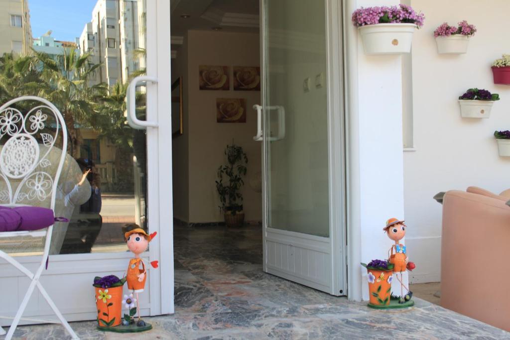 Hotel Villa Granada อันตัลยา ภายนอก รูปภาพ